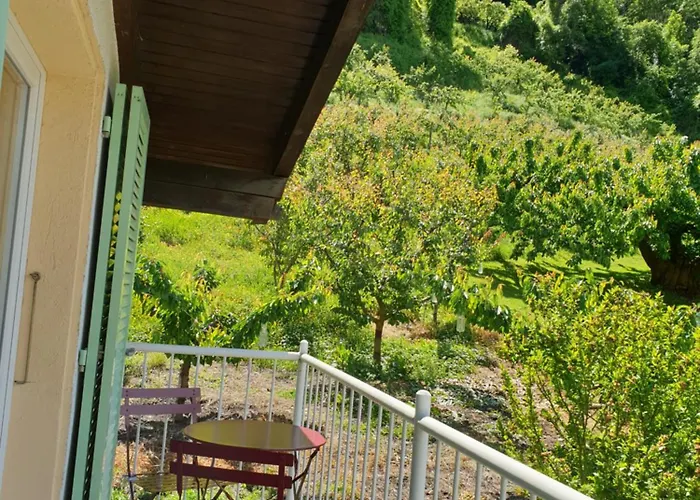 Grand 6 Personnes, Surf, Et Randonnees Nendaz